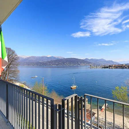 Carolnoemi - Vista Lago - By Impero House Apartment Baveno